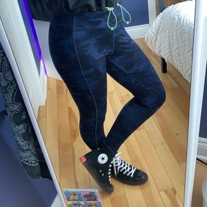 Blue Camo Leggings with Pockets